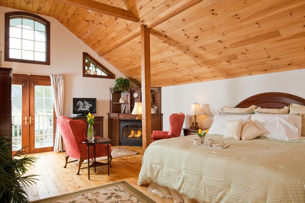 Stonecroft Country Inn Ledyard Habitación foto